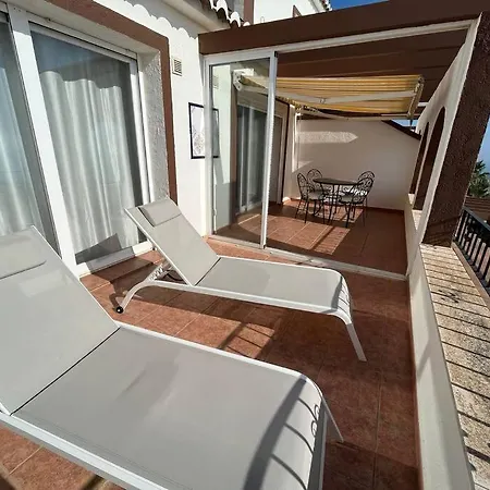 Apartment Miramar 5 Mins From & 180 Sea Views *