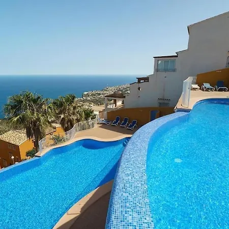 Apartment Miramar 5 Mins From & 180 Sea Views *