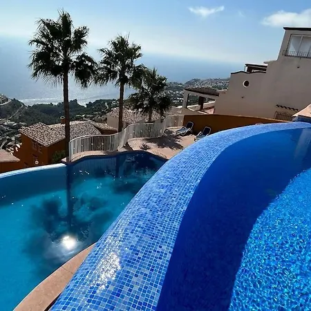 Apartment Miramar 5 Mins From & 180 Sea Views
