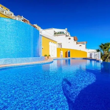 Miramar 5 Mins From & 180 Sea Views Apartment *